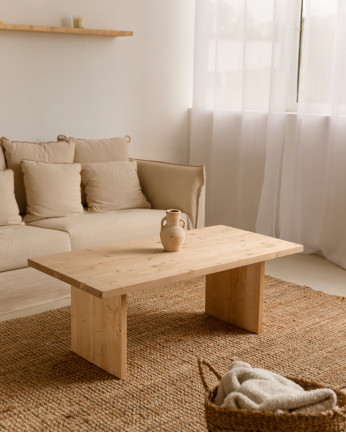 Mesa de centro de madera maciza en tono roble medio de 47x60cm