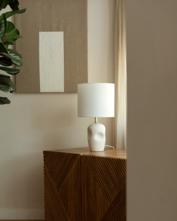 Lámpara de mesa de cerámica y pantalla de tejido de algodón y poliéster de 46,5x24cm