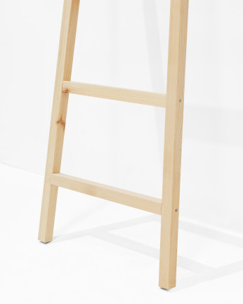Escalera de madera maciza en tono natural de 150x50cm