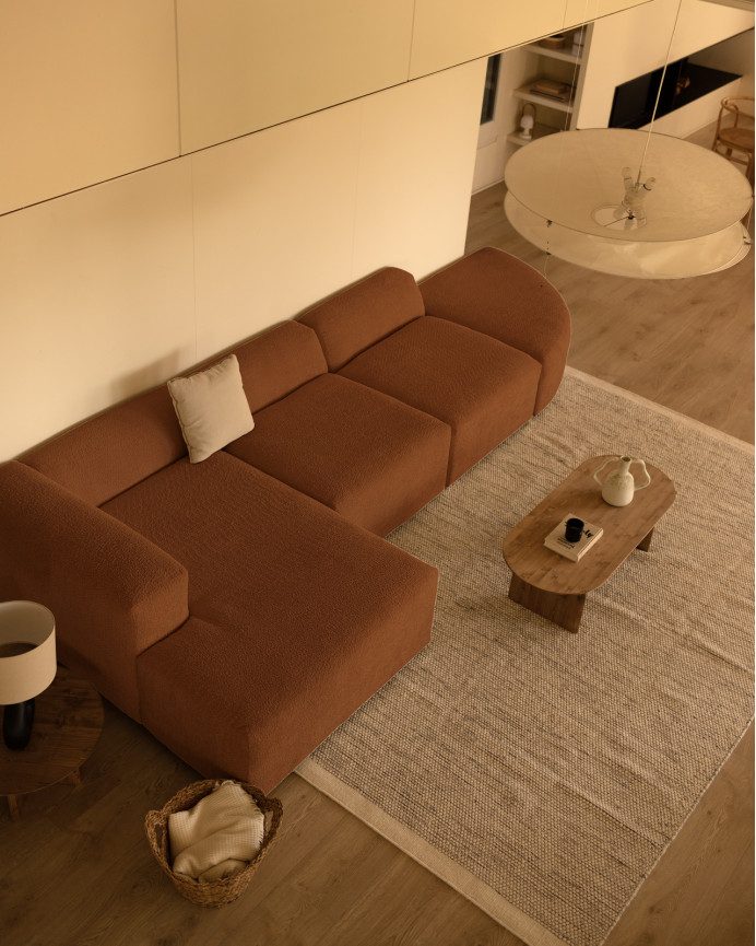 Sofá de 4 módulos curvo con chaise longue de bouclé color cobre 410x172cm