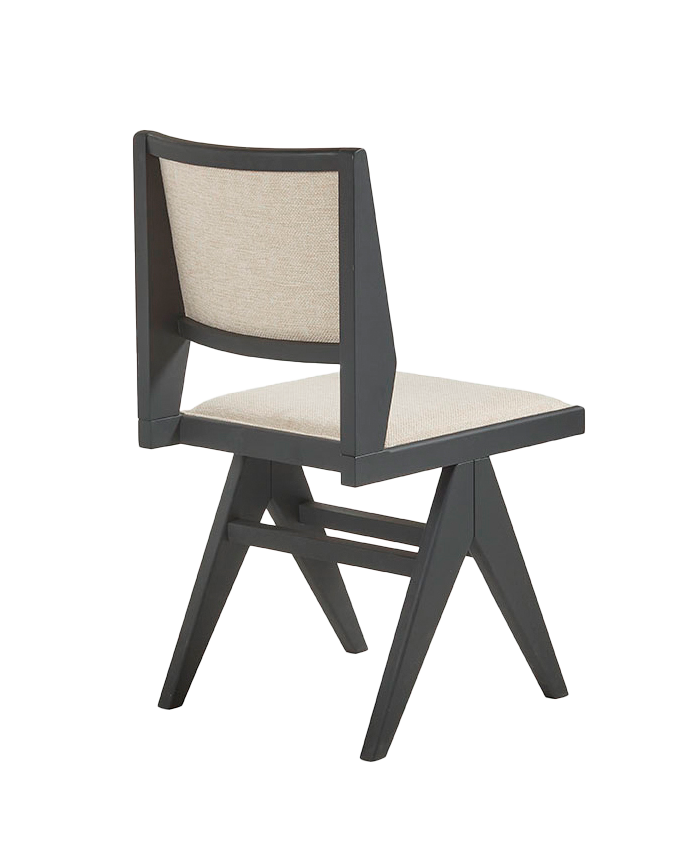 Silla de madera maciza con asiento tapizado en tono negro de 88cm 