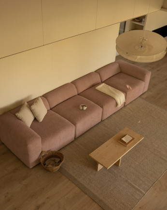 Sofá de 4 módulos de bouclé color rosa 420x110cm