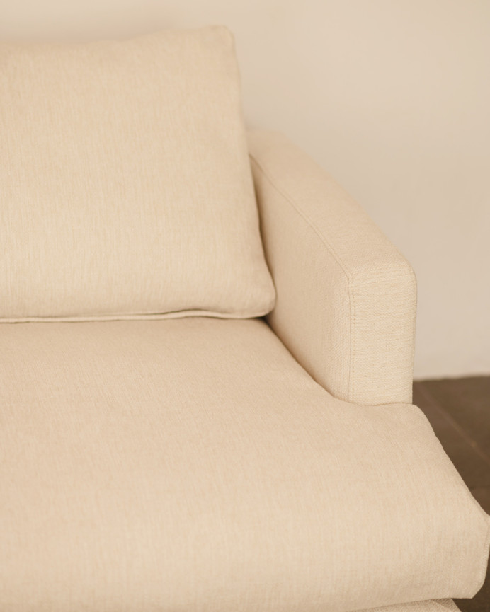 Sofá con chaise longue tono blanco roto de diferentes medidas