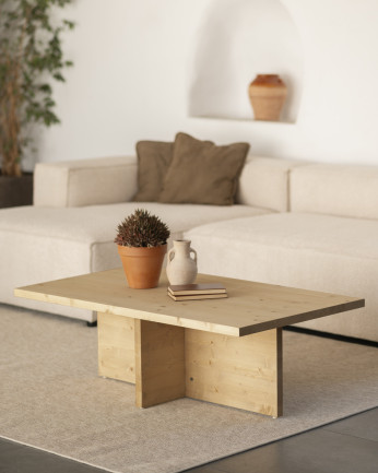 Mesa de centro de madera maciza en tono roble medio de 120x70cm