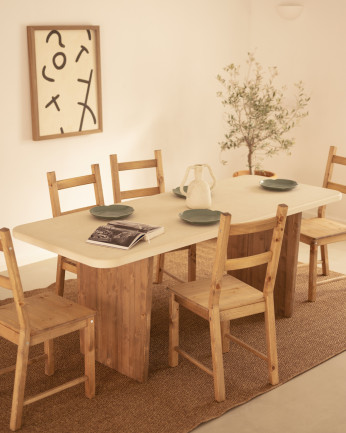 Mesa de comedor de microcemento tono blanco roto con patas de madera tono roble oscuro de varias medidas