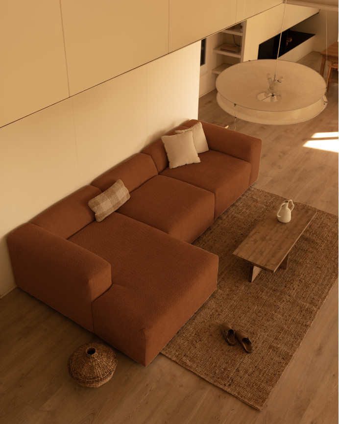 Sofá de 3 módulos con chaise longue de bouclé color cobre 330x172cm