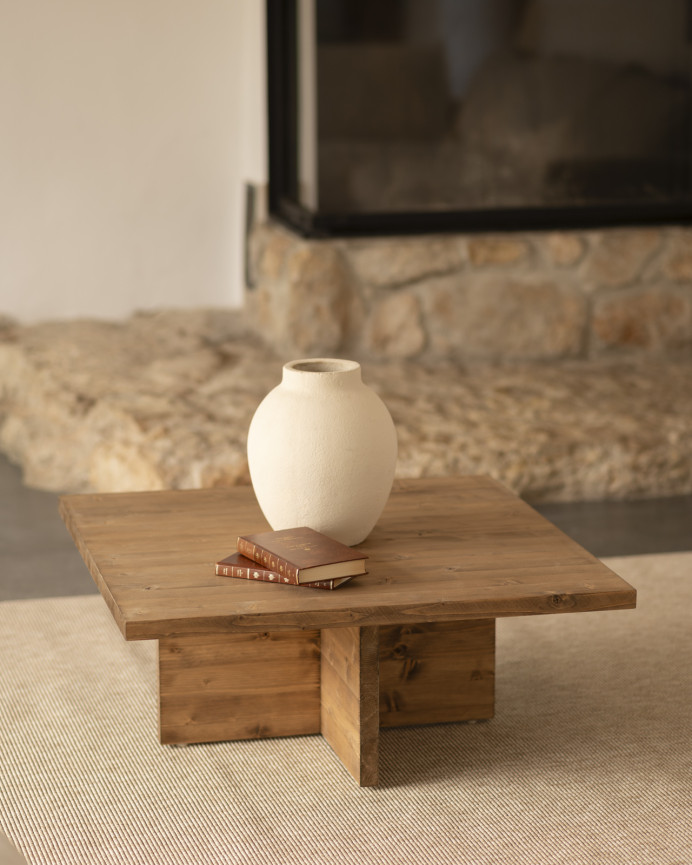 Mesa de centro cuadrada de madera maciza en tono roble oscuro de 80x80cm