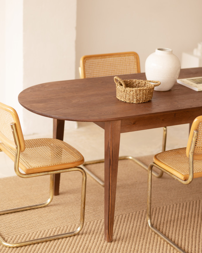 Mesa de comedor de madera maciza ovalada en tono nogal de varias medidas