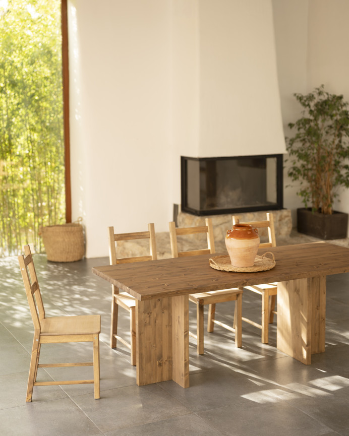 Mesa de comedor de madera maciza en tono roble oscuro de varias medidas