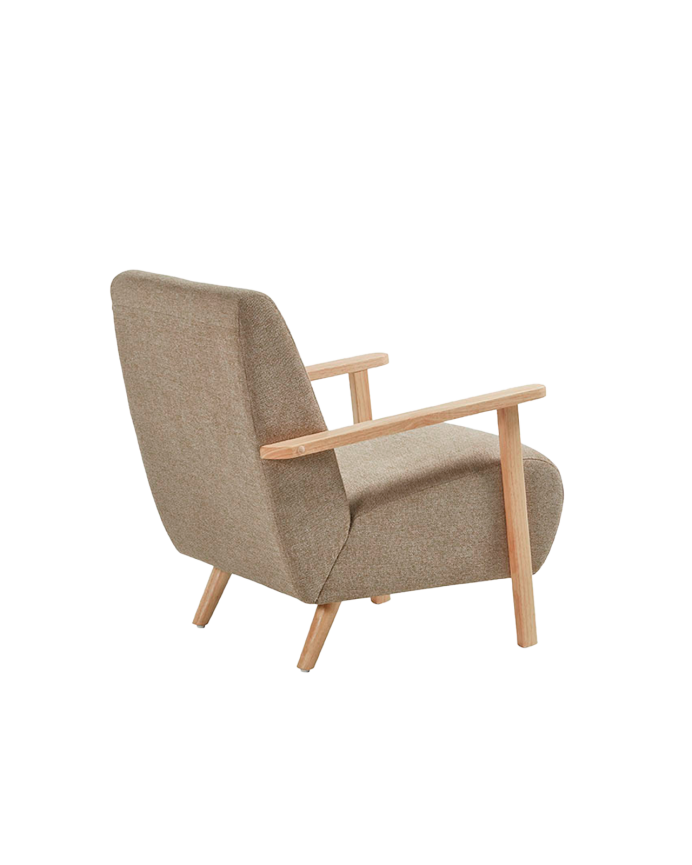 Butaca de madera maciza con asiento de tela en color topo de 82x70cm