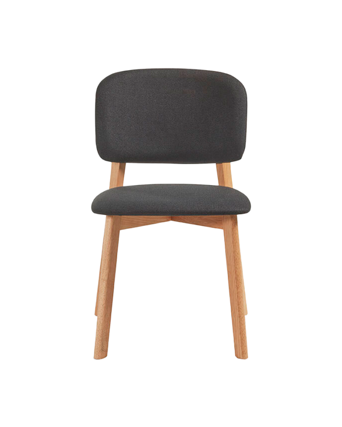 Silla de madera maciza con asiento tapizado en tono natural de 79cm