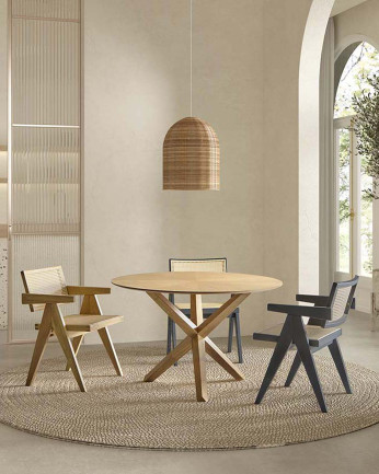 Silla de madera maciza con respaldo y asiento de cannage en tono natural de 80cm