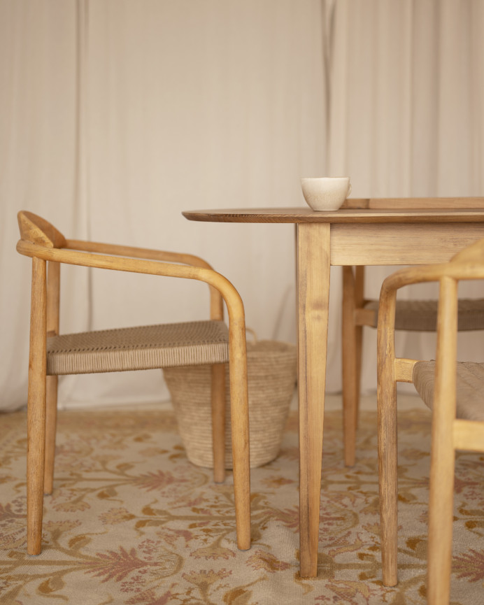 Mesa de comedor de madera maciza ovalada en tono roble oscuro de varias medidas