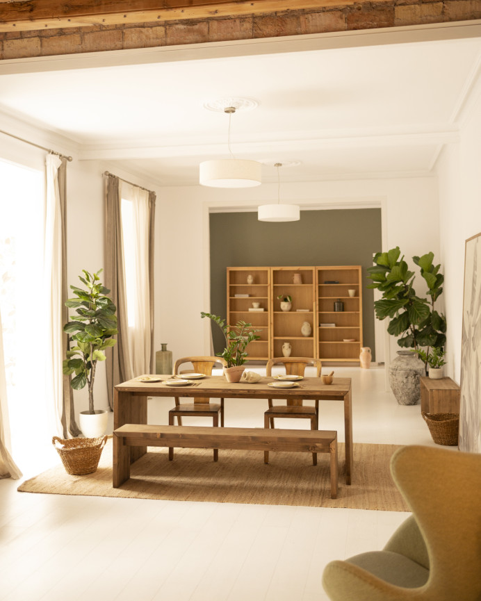 Mesa de comedor de madera maciza en tono roble oscuro de varias medidas