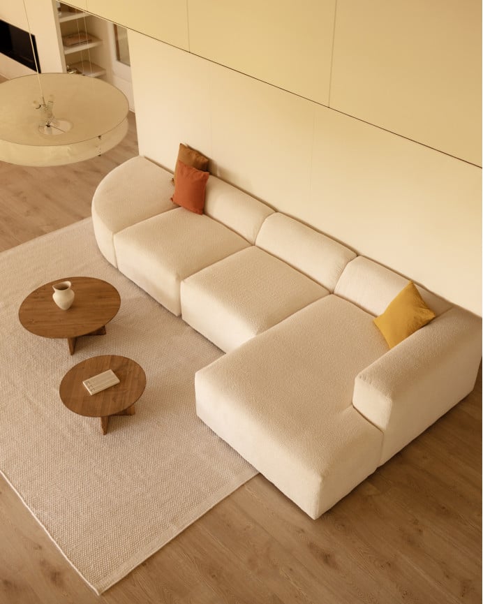 Sofá de 4 módulos curvo con chaise longue de bouclé color blanco 410x172cm