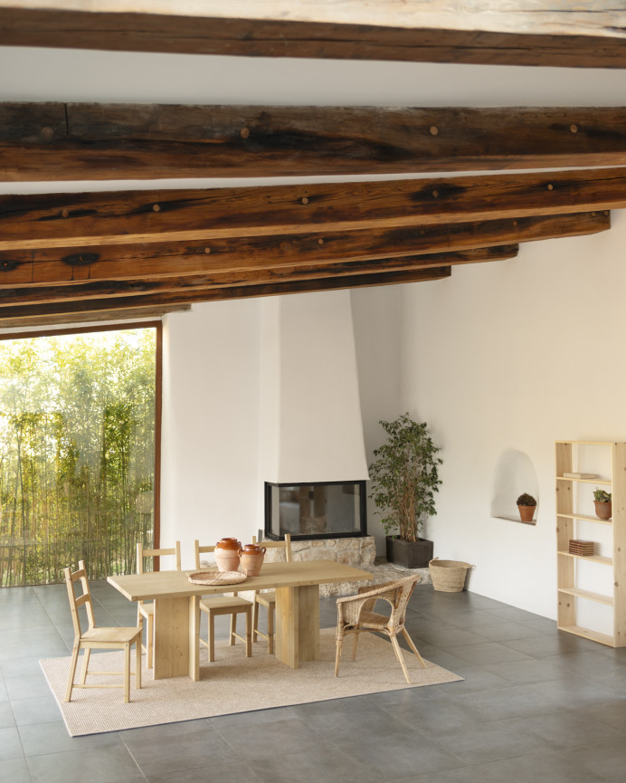 Mesa de comedor de madera maciza en tono roble medio de varias medidas