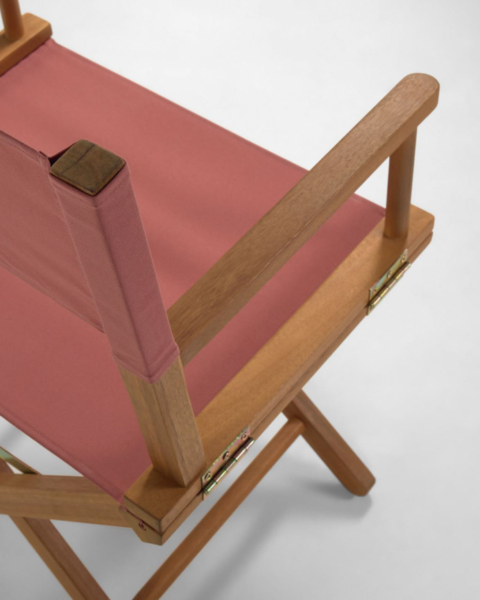 Sillas con brazos de madera maciza de acacia y asiento de tejido en color rojo de 88x55cm