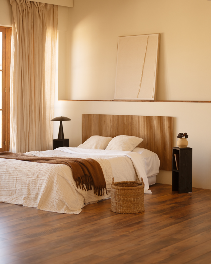 Pack 2 mesitas de noche o auxiliares de madera maciza en tono negro 60x20cm