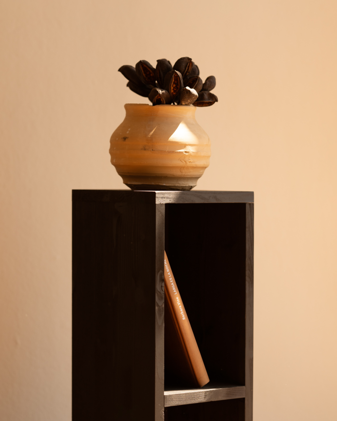 Pack 2 mesitas de noche o auxiliares de madera maciza en tono negro 60x20cm