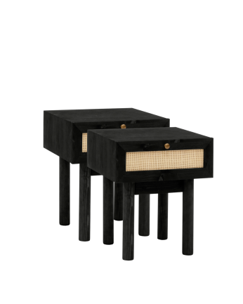 Pack de 2 mesitas de noche de madera maciza y rafia con un cajón en tono negro de 40x45cm