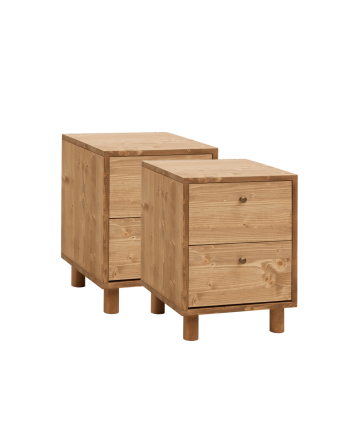 Pack de 2 mesitas de noche de madera maciza con dos cajónes en tono roble medio de 51x38cm