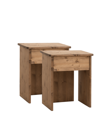 Pack de 2 mesitas de noche de madera maciza en tono roble oscuro de 50x42cm
