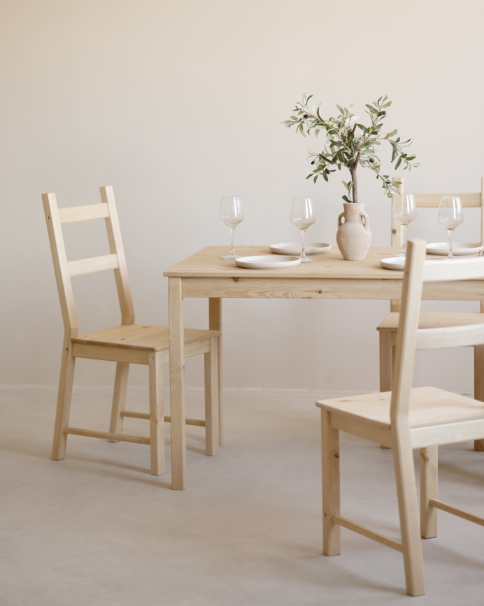 Silla de madera maciza de pino en tono natural de 95cm