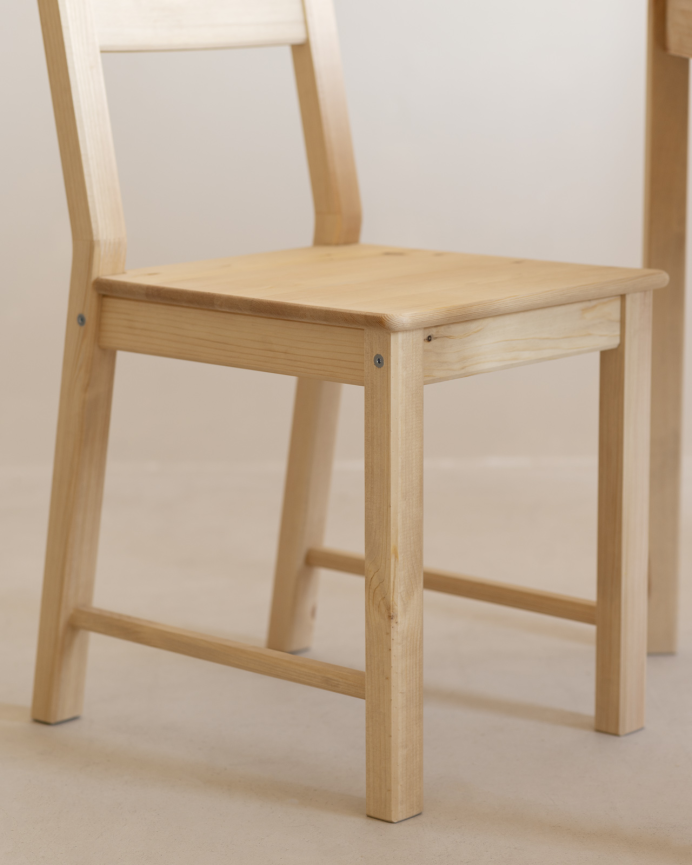 Silla de madera maciza de pino en tono natural de 95cm