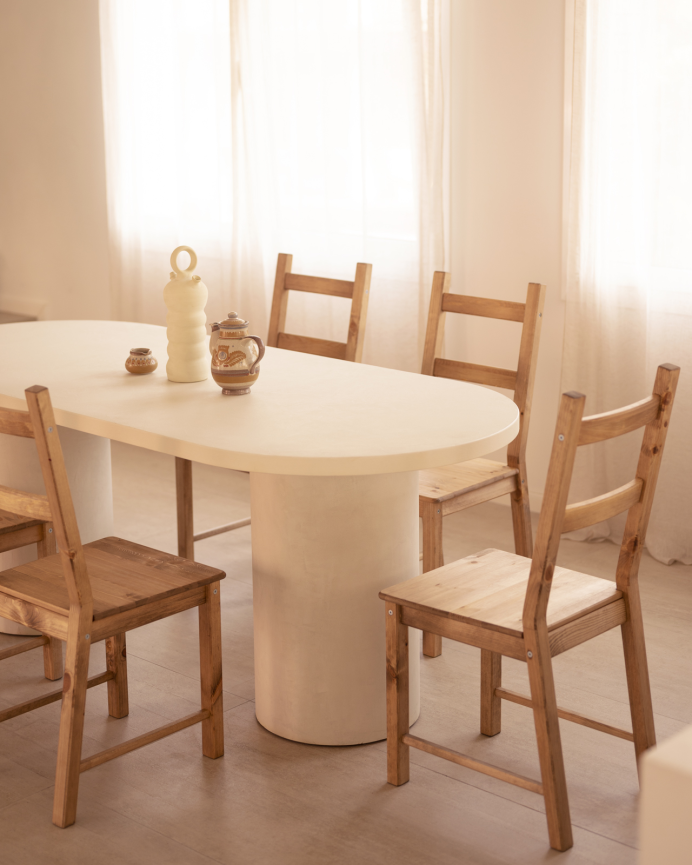 Silla de madera natural de pino maciza en tono roble oscuro de 95x41cm