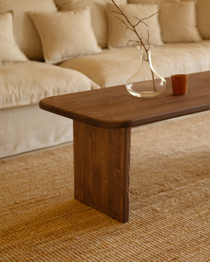 Mesa de centro de madera maciza en tono nogal de varias medidas
