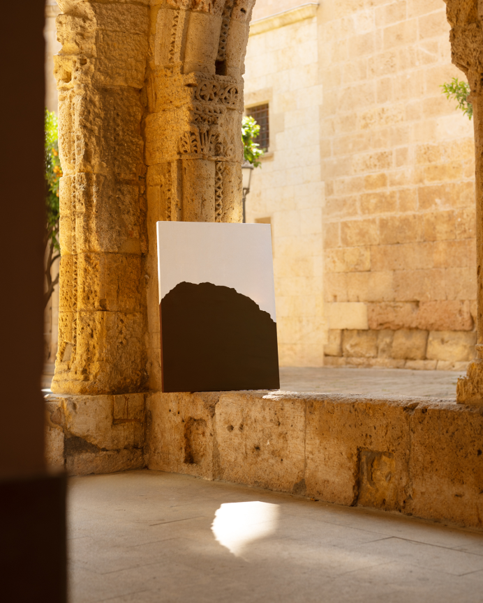 Cuadro marrón decorativo sobre algodón con bastidor de madera pintado artesanalmente con pintura al óleo en varias medidas