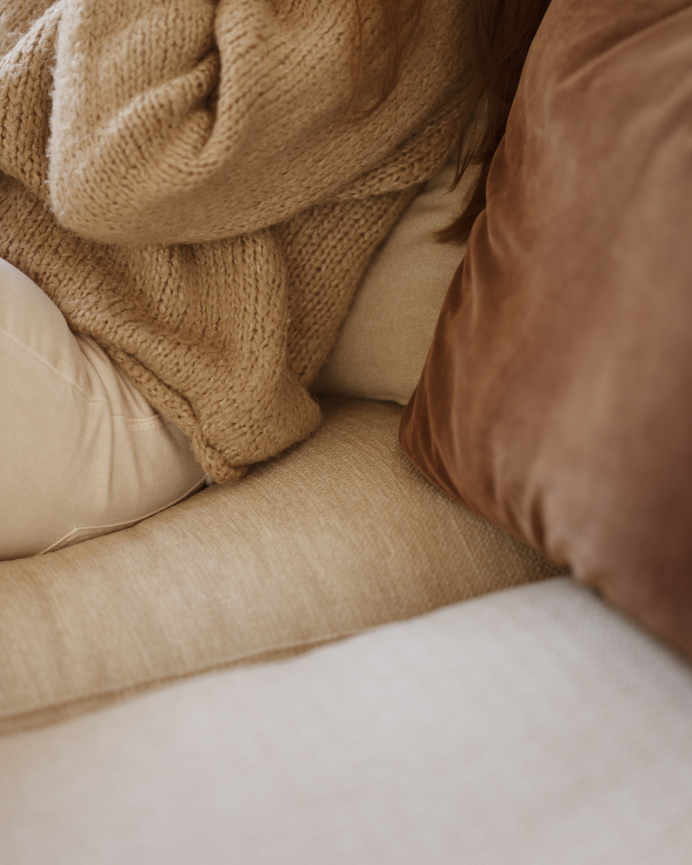 Sofá con chaise longue izquierdo tono beige de varias medidas