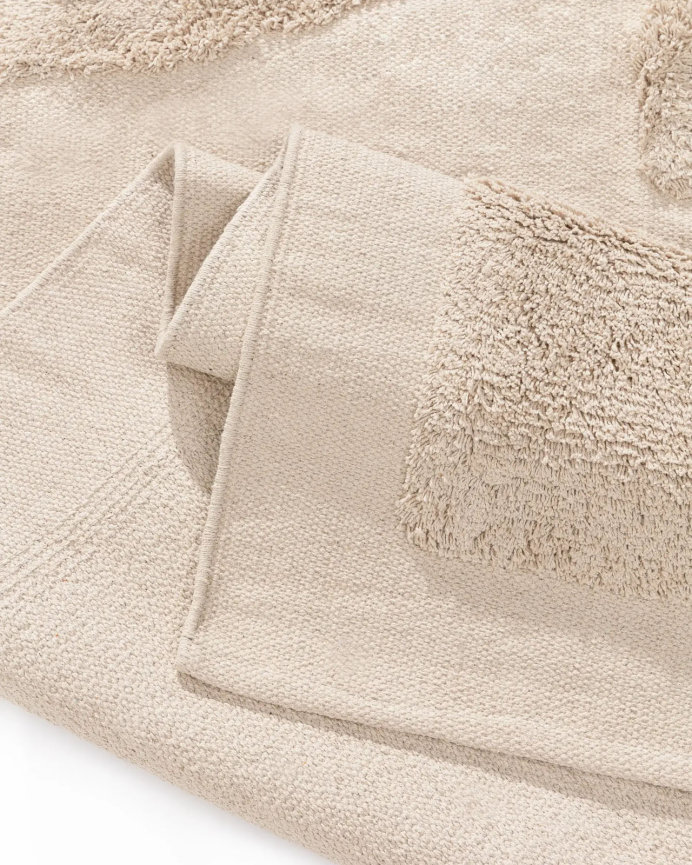 Alfombra rectangular de algodón beige en varias medidas