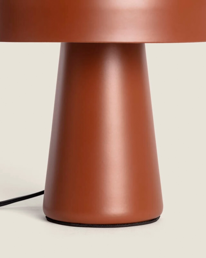 Lámpara de mesa de metal color marrón de 29cm