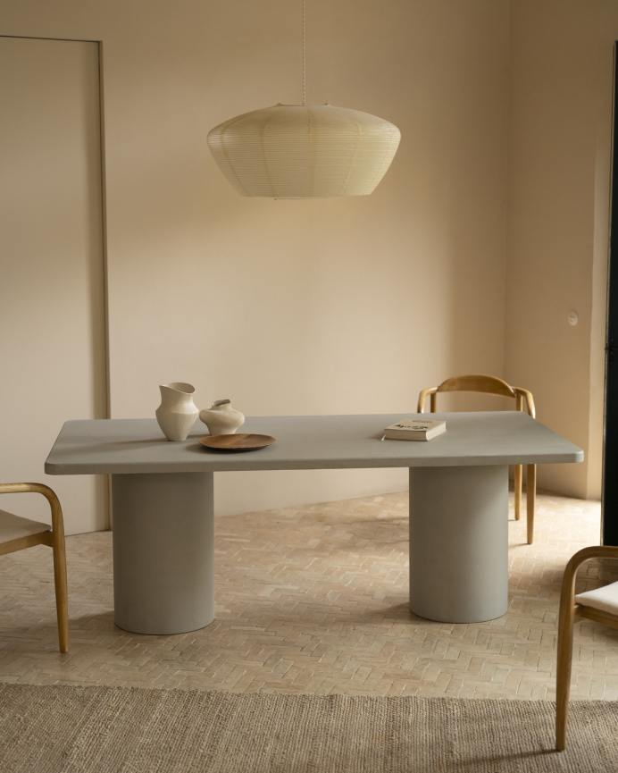 Mesa de comedor rectangular de microcemento en tono gris en varias medidas