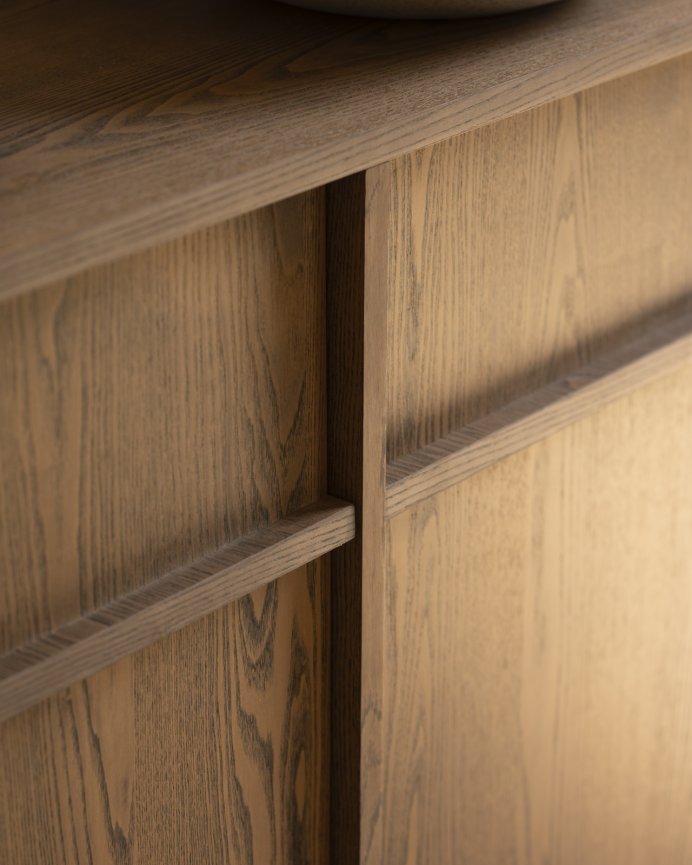 Mueble de baño de chapa de fresno natural en tono avellana