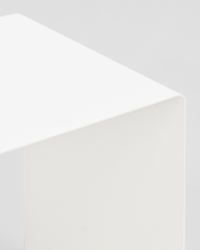 Table basse en acier 100% recyclé en blanc 45x45cm