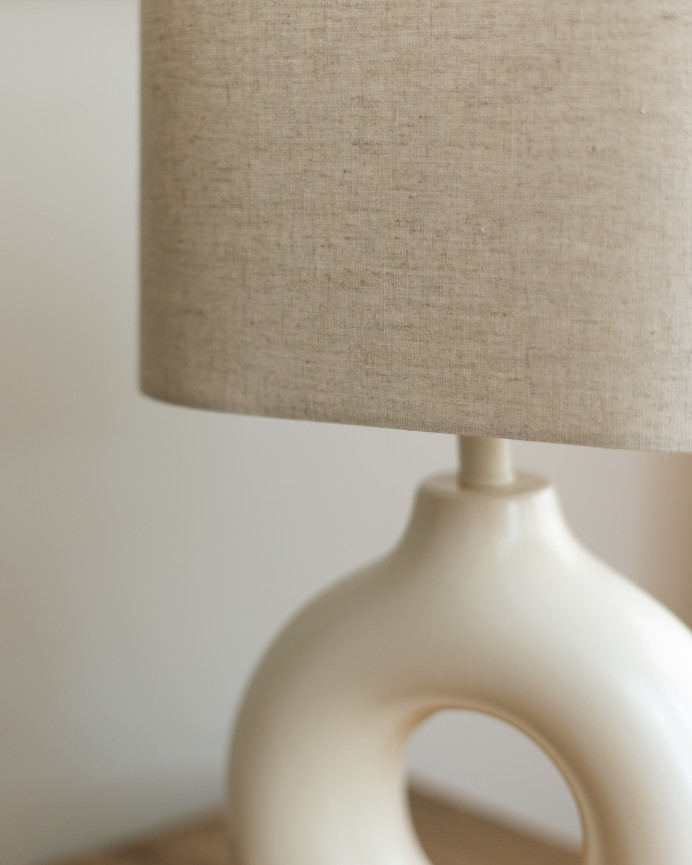 Lampe de table en céramique et abat-jour en tissu de lin de 41x26cm