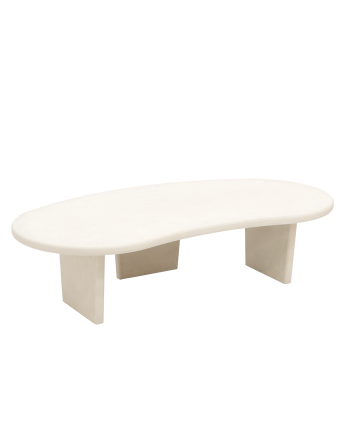 Table basse en microciment aux formes organiques avec trois pieds de teinte blanc cassé de 120cm