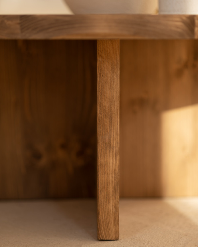 Table basse ronde en bois massif, ton chêne foncé, différentes tailles