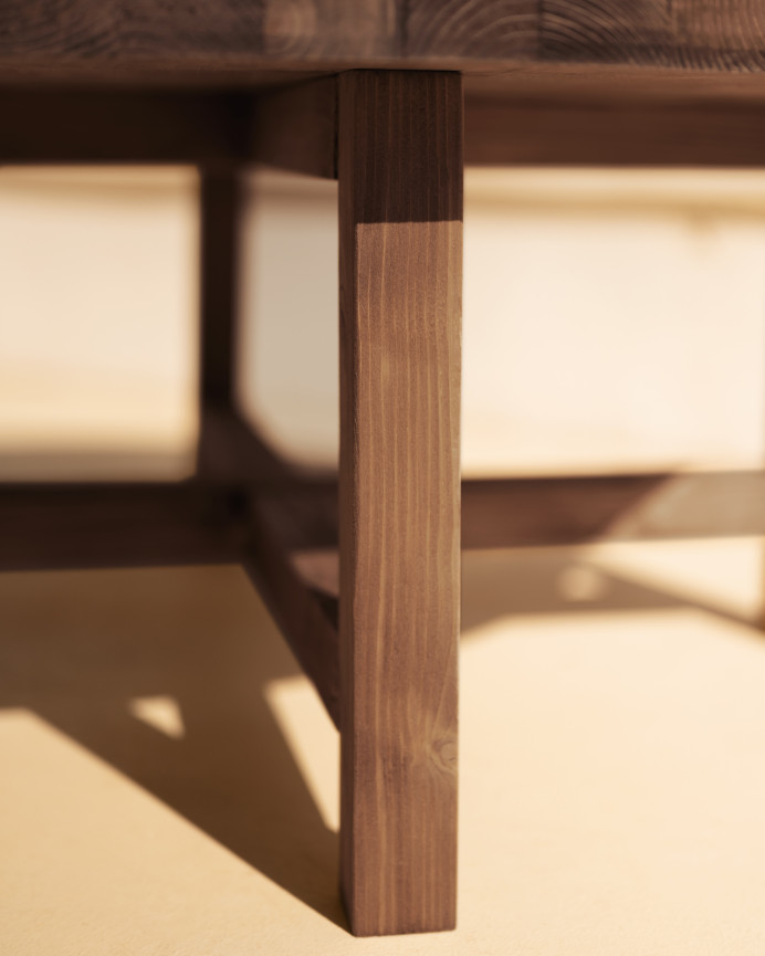 Table basse ronde en bois massif, ton noyer, en différentes tailles