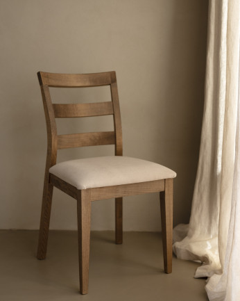 Chaise tapissée couleur pierre avec pieds en bois le ton chêne foncé 89cm