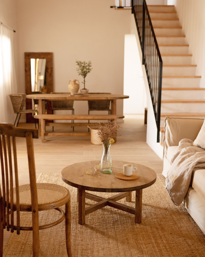 Table basse ronde en bois massif, ton chêne foncé, différentes tailles