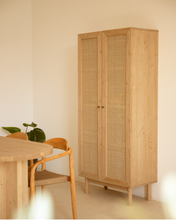 Armoire en bois massif et raphia ton chêne moyen 180x80cm