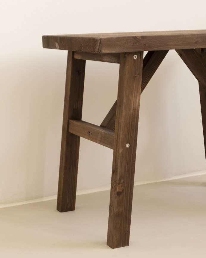 Tabouret en bois massif ton noyer 45x55cm