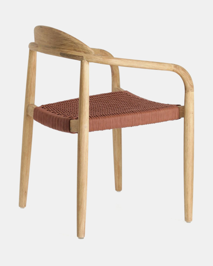 Chaises avec structure en bois d'eucalyptus et assise en corde rouge 77x50cm