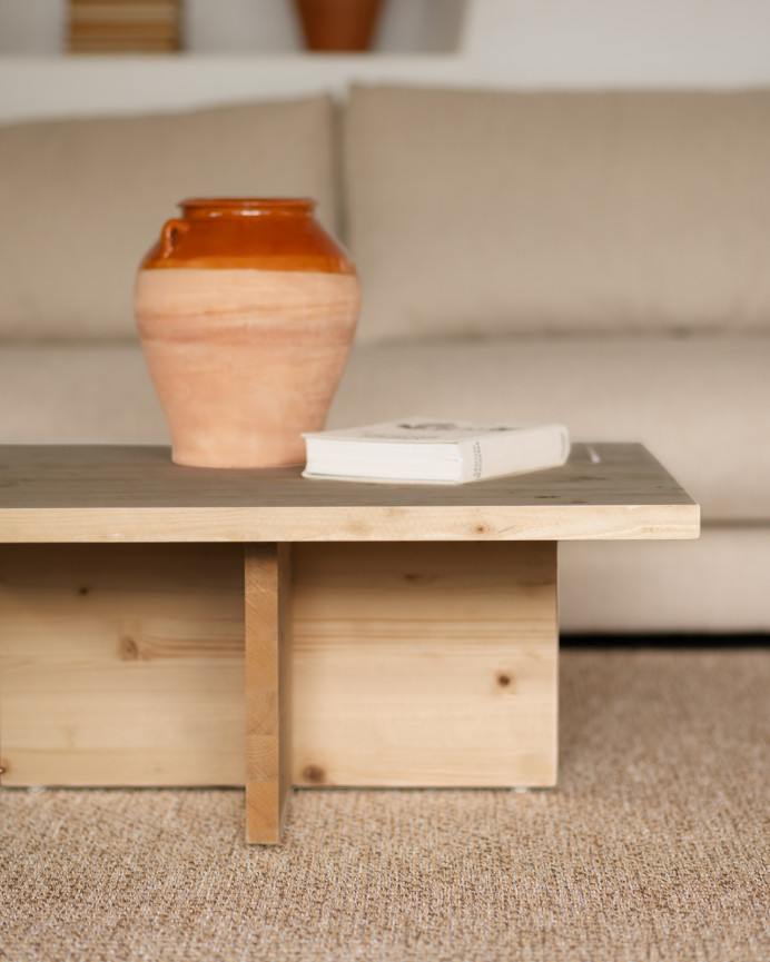 Table basse carrée en bois massif ton chêne moyen de 80x80cm