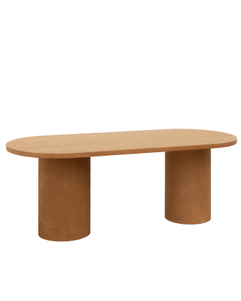 Table de salle à manger ovale en bois massif teinte chêne moyen pieds en microciment teinte terracotta différentes dimensions