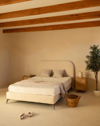 Lit rembourré en boculé beige pour les matelas de différentes tailles