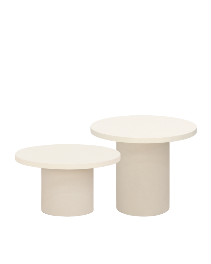 Table basse ronde en microciment de teinte blanc cassé disponible en différentes dimensions